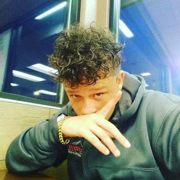 Meet your Posher, Josh - Picture 1 of 1